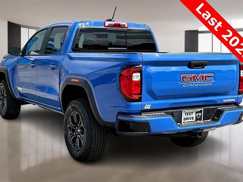 New 2025 GMC Canyon Elevation w/ Convenience Package image 3