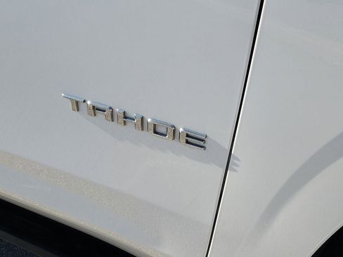 Used 2021 Chevrolet Tahoe High Country w/ Premium Package image 7