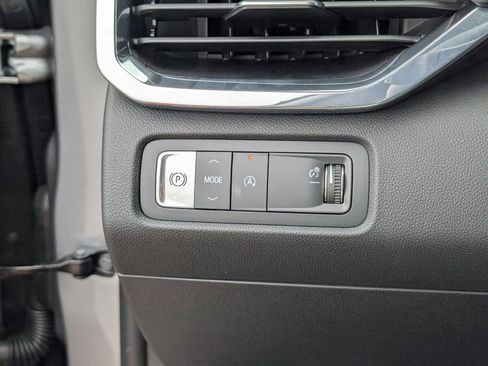 New 2026 GMC Acadia Elevation image 19