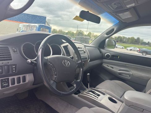 Used 2005 Toyota Tacoma 4x4 Double Cab image 15