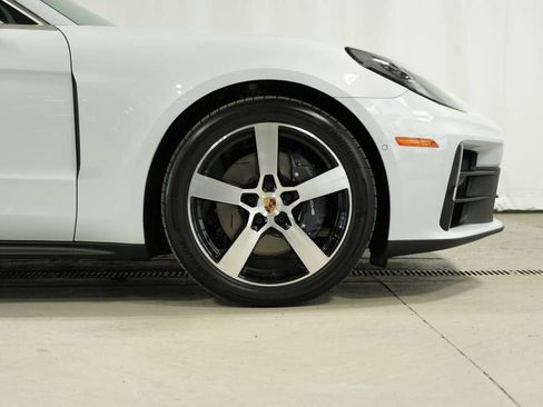 New 2025 Porsche Panamera 4 AWD/4WD image 40