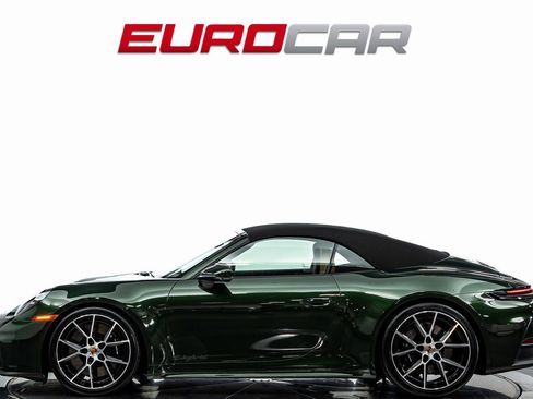Used 2026 Porsche 911 Carrera 4 GTS AWD/4WD image 3