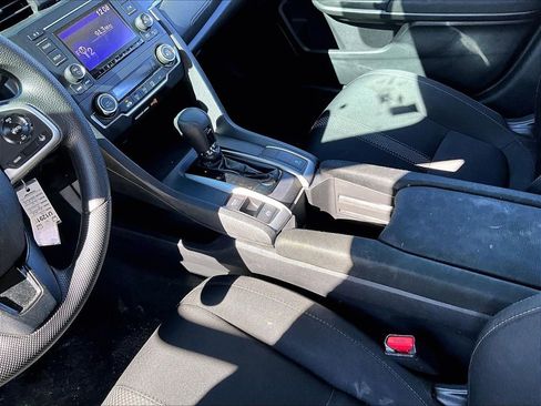 Used 2019 Honda Civic LX image 7