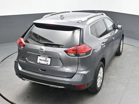 Used 2017 Nissan Rogue SV w/ SV Premium Package AWD/4WD image 29
