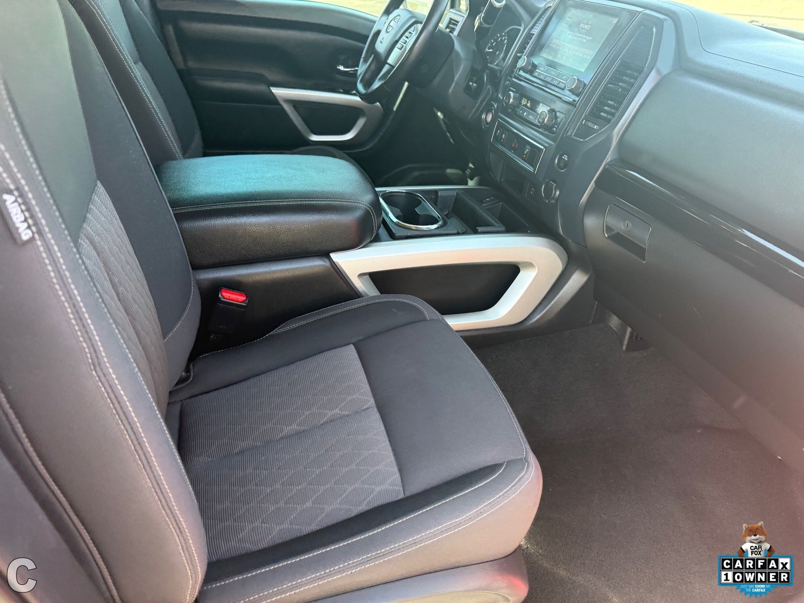 Used 2024 Nissan Titan SV w/ SV Convenience Package RWD image 12