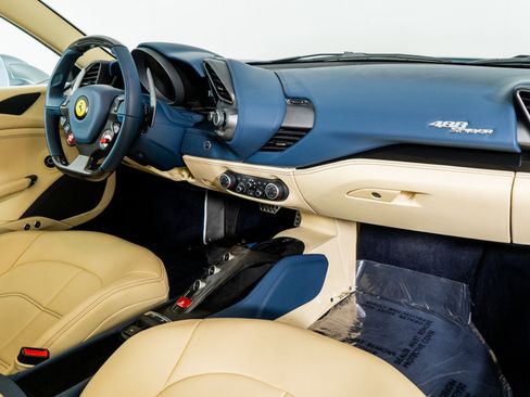 Used 2019 Ferrari 488 Spider image 47