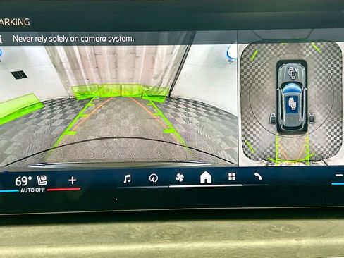 Certified 2026 BMW X5 sDrive40i w/ Climate Comfort Package image 15