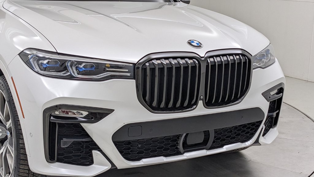 Used 2020 BMW X7 M50i AWD/4WD image 47