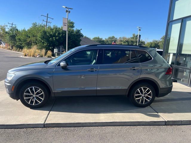Used 2019 Volkswagen Tiguan SE w/ 3rd Row Seat Package AWD/4WD image 4