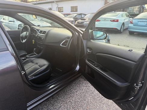 Used 2014 Dodge Avenger SXT w/ Rallye Appearance Group image 16
