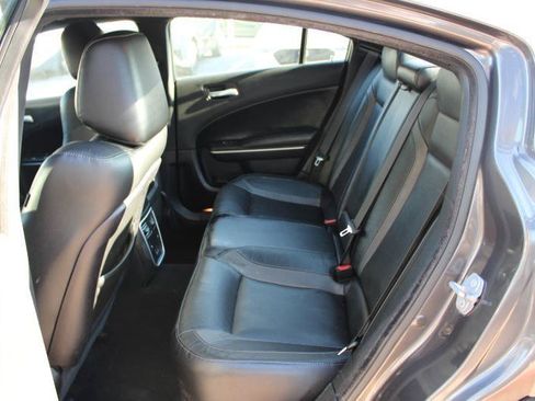 Used 2020 Dodge Charger SXT w/ Leather Interior Group RWD image 13