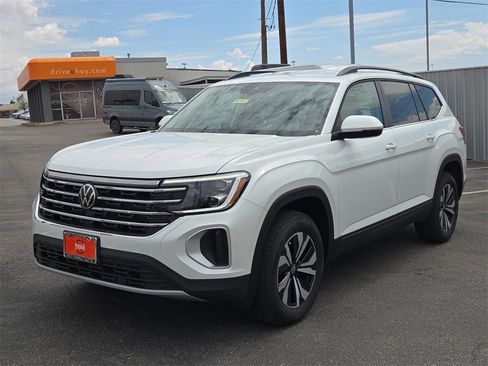 New 2026 Volkswagen Atlas SE image 5