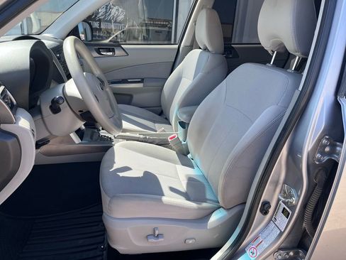 Used 2011 Subaru Forester 2.5X Premium AWD/4WD image 9