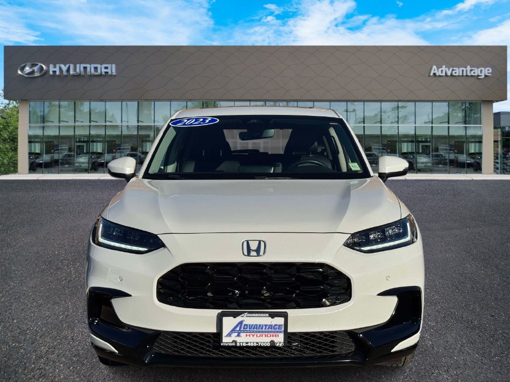 Used 2023 Honda HR-V EX-L image 2