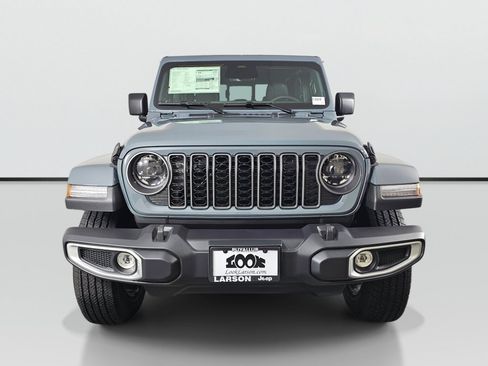 New 2026 Jeep Gladiator Sport AWD/4WD image 10