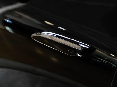 Used 2023 Mercedes-Benz EQE 350+ SUV image 12