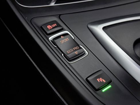 Used 2019 BMW 230i Coupe w/ Premium Package image 32