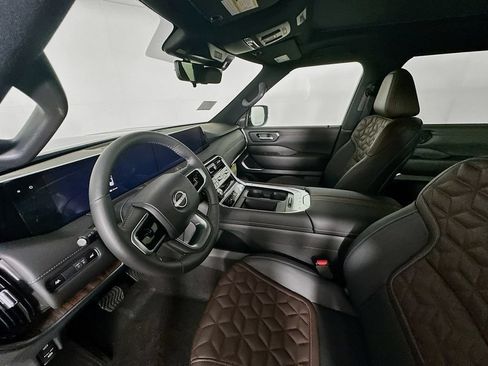 New 2026 Nissan Armada Platinum w/ Accent Package AWD/4WD image 28