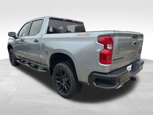 New 2026 Chevrolet Silverado 1500 Custom Trail Boss w/ LPO, Dark Essentials Package image 3