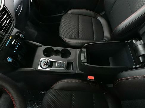 New 2025 Ford Escape ST-Line w/ Tech Pack #1 image 30