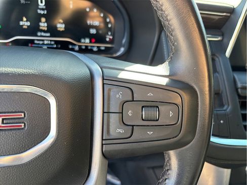 Used 2022 GMC Yukon XL SLE image 27