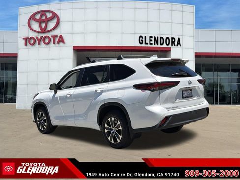 Certified 2025 Toyota Highlander XLE AWD/4WD image 7