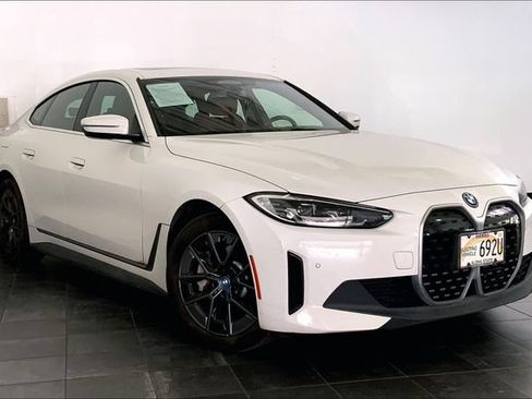 Used 2023 BMW i4 eDrive35 RWD image 2