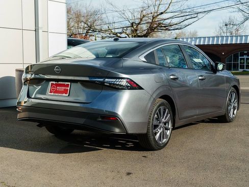 New 2026 Nissan Sentra SL w/ Floor Mat Package FWD image 6