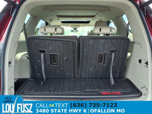Used 2017 GMC Acadia Denali w/ Technology Package FWD image 30