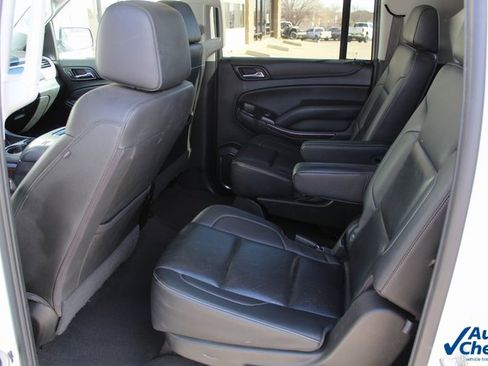 Used 2020 GMC Yukon XL SLT image 19