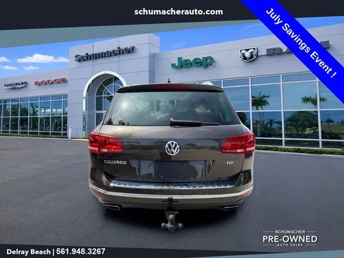 Used 2016 Volkswagen Touareg Sport AWD/4WD image 6