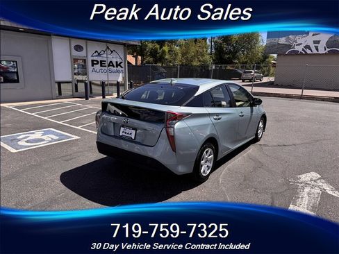 Used 2016 Toyota Prius Three FWD image 7