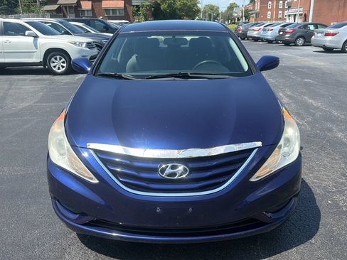 Used 2012 Hyundai Sonata GLS w/ Popular Equipment Pkg FWD image 2