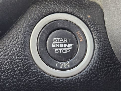 Used 2024 RAM 3500 Big Horn image 24