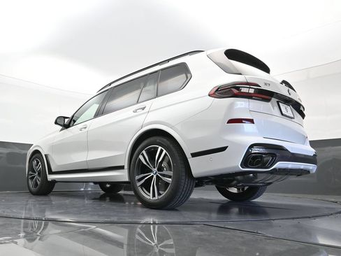 New 2027 BMW X7 M60i AWD/4WD image 26