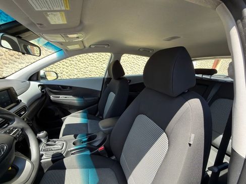 Used 2019 Hyundai Kona SE AWD/4WD image 18
