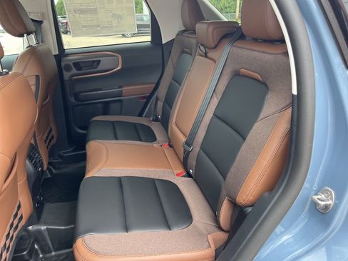 New 2025 Ford Bronco Sport Outer Banks w/ Sasquatch Outer Banks Package image 11