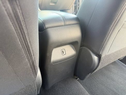 Used 2024 Nissan Sentra SV FWD image 24