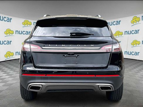 Used 2022 Lincoln Nautilus Reserve image 5