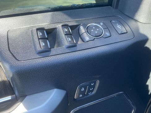 Used 2021 Ford F350 Lariat w/ Lariat Ultimate Package image 12