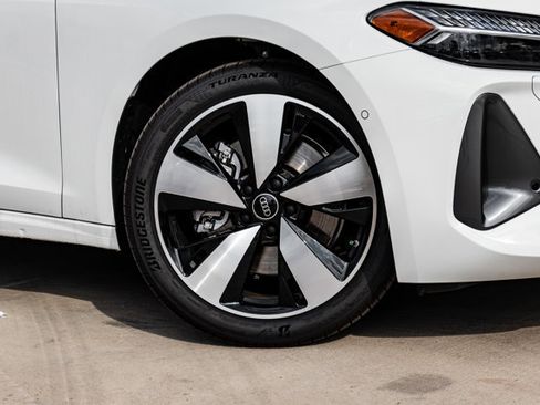 New 2025 Audi A5 2.0T Prestige image 3