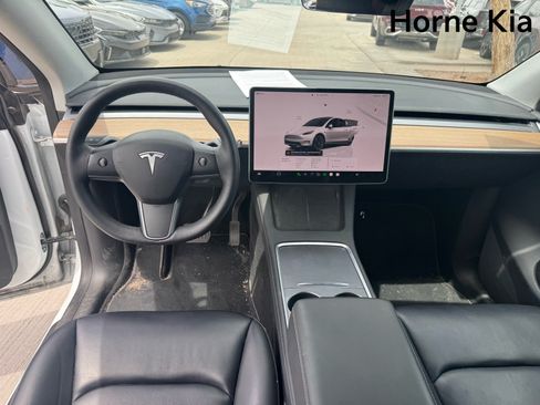 Used 2023 Tesla Model Y Long Range AWD/4WD image 14