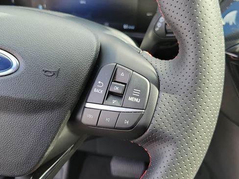 Used 2025 Ford Escape ST-Line FWD image 26