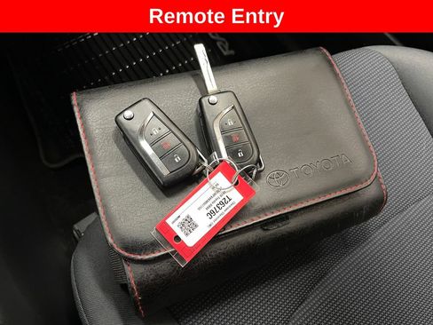 Used 2019 Toyota RAV4 LE w/ All Weather Liner Package AWD/4WD image 5