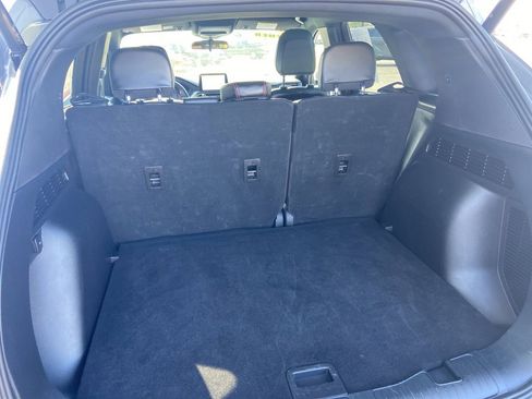 Used 2024 Ford Escape ST-Line image 9