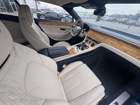 Used 2020 Bentley Continental GT image 6