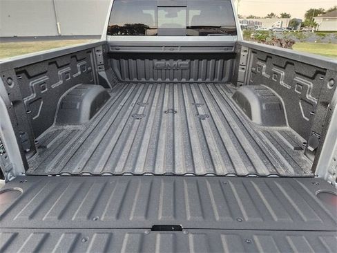 New 2026 GMC Sierra 2500 AT4 image 13