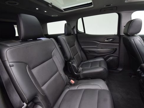 Used 2019 GMC Acadia SLT image 24