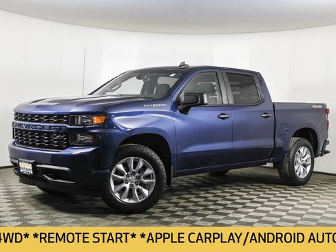 Used 2022 Chevrolet Silverado 1500 Custom w/ Safety Confidence Package AWD/4WD image 2
