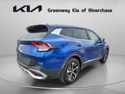 Used 2023 Kia Sportage EX image 6